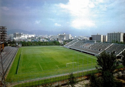 神戸市立中央球技場