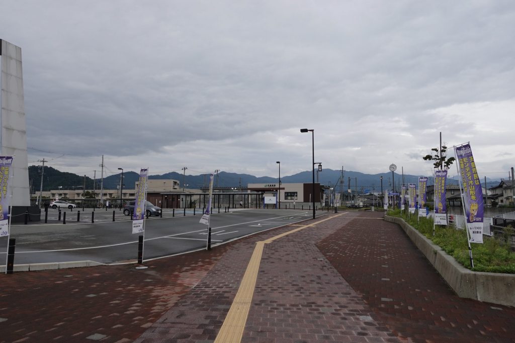 天童南駅前