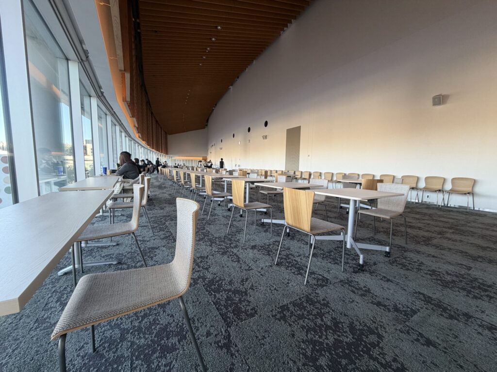 国立競技場のラウンジ