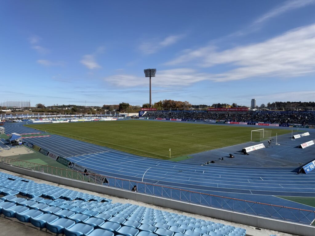 ケーズデンキスタジアム水戸(水戸市立競技場)メインスタンド